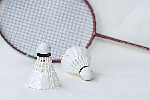 三人次往往 三人次往往